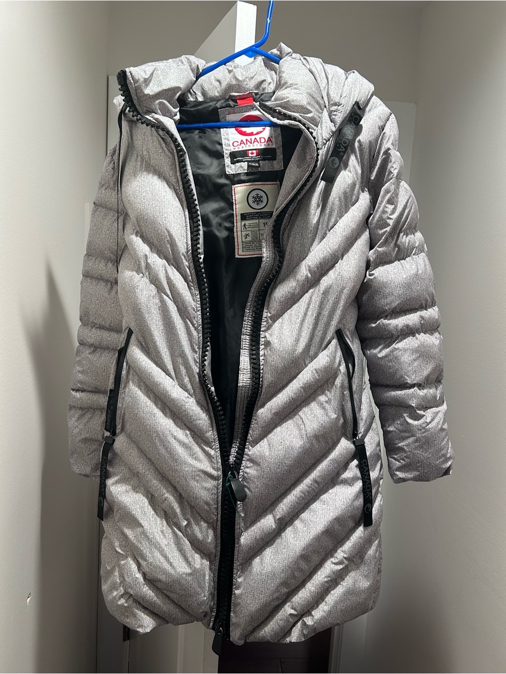 Long Winter Coat Grey Canada Weather Gear Coat Hooded Size M